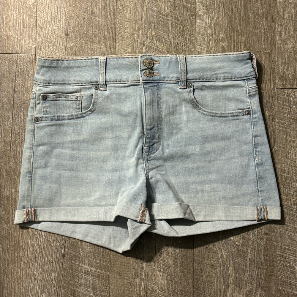 Double Button AE shortie shorts
